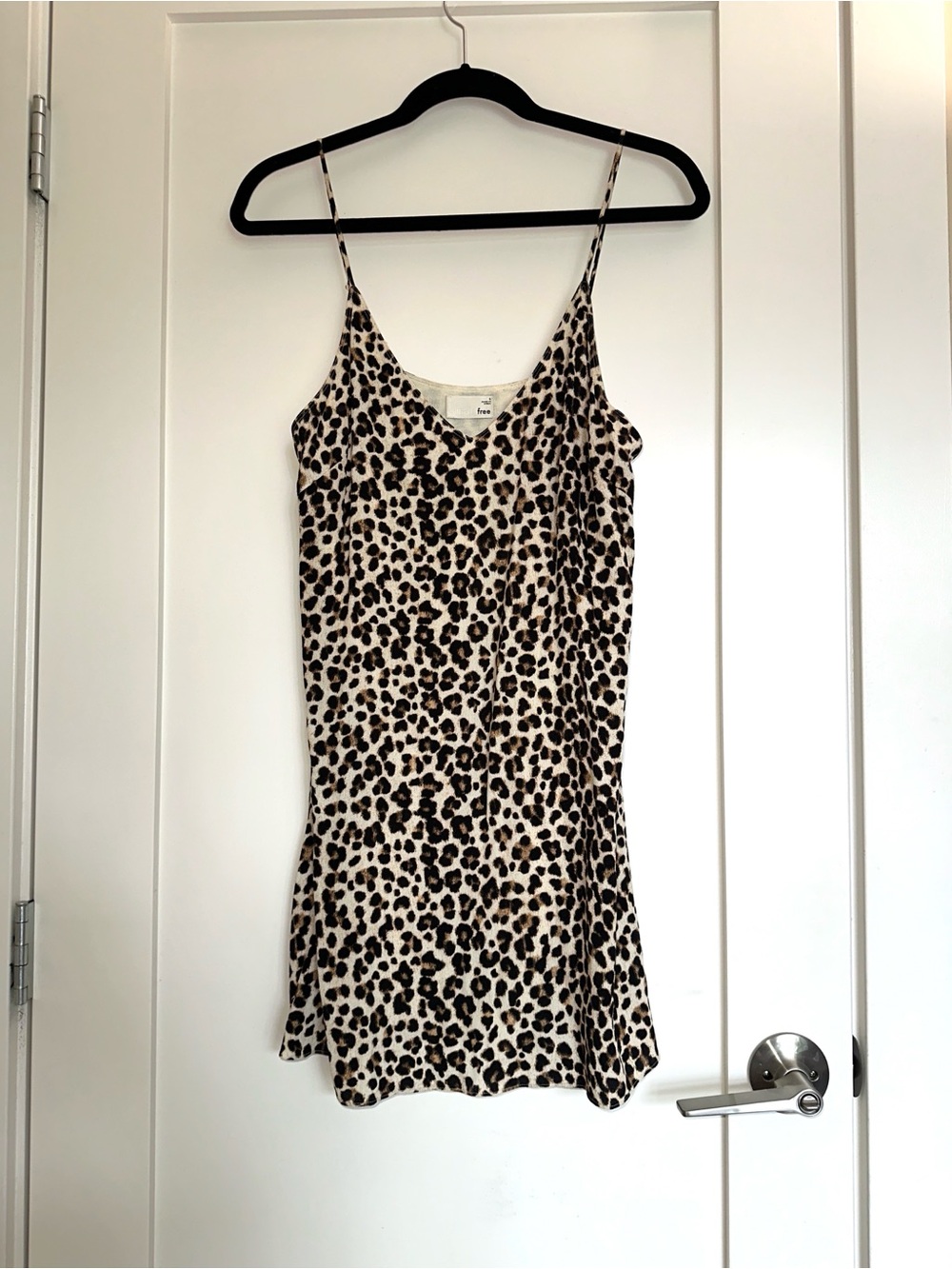 Aritzia Wilfred Free Leopard Print Loose Mini Dress